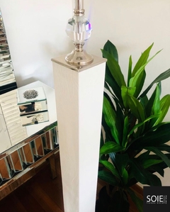 FRIDA DE PIE CUERO BLANCO Y CRISTAL - comprar online