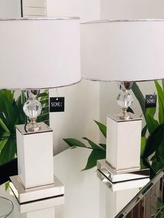 VELADOR FRIDA CUERO BLANCO Y CRISTAL - comprar online