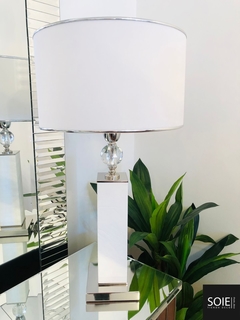 LAMPARA FRIDA CUERO BLANCO Y CRISTAL