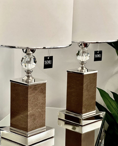 VELADOR FRIDA CUERO VISON Y CRISTAL - SOIE TIENDA DECO