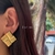 Aretes cuadro linea