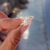 Anillo flor perla y zirconia en internet
