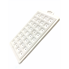 Molde Para 32 Ravioles - comprar online