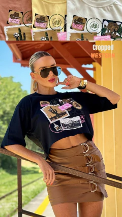 Cropped Camiseta Stamp - comprar online