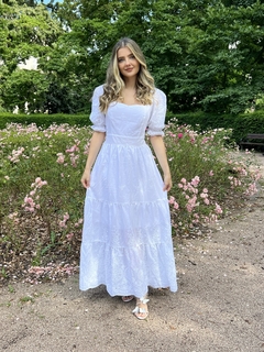 Vestido Longo Bordado em Lese com Manga - Anna