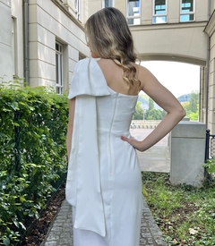 Vestido Justo Midi Off-White com Laço - Valentina - comprar online