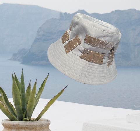 Gorro EGEO . bucket / silver