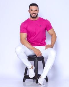 Camiseta Masculina Malhas Menegotti, uma das malhas mais top. - comprar online