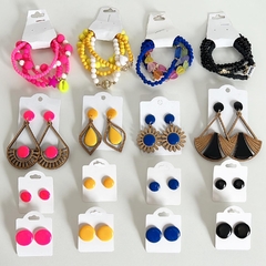 6 Kits (1 Mix Pulseiras e 3 Brincos) na internet