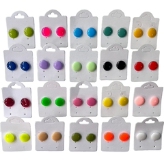 30 pares de Brincos botão resina 1cm sortidos