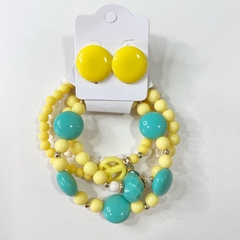 Imagem do Kit 1 Mix pulseiras miçangas + 1 botão resina 2cm