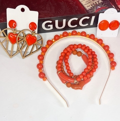 Kit 1 pulseiras, botão maior, brinco mdf, tiara - comprar online