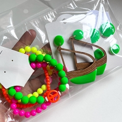 6 Kits (1 Mix Pulseiras e 3 Brincos) - Império Pink