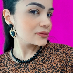 KIT - 1 Colar Bola resina + 1 Brinco MDF sortidos - comprar online