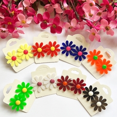 KIT C/12 Florzinhas Acrílico sortidas - comprar online