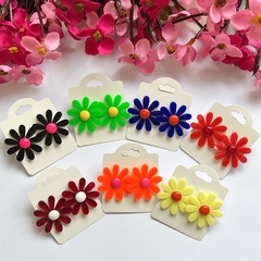 KIT C/12 Florzinhas Acrílico sortidas - comprar online