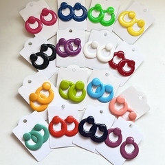 Imagem do Kit C/ 12 pares de brincos argola resina sortidas