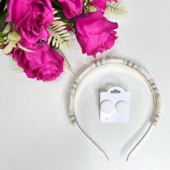 Imagem do kit 1 tiara luxo + 1 botão resina 2cm