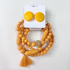 Kit 1 Mix pulseiras miçangas + 1 botão resina 2cm - loja online