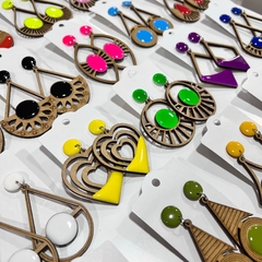 Imagem do 36 pares de brincos mdf com resina sortidos