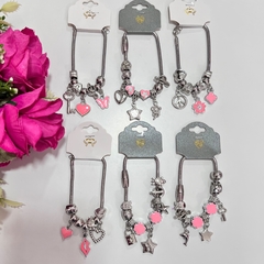 Pulseira berloques prateada estilo feminina sortidas - Império Pink
