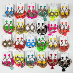 Kit 1 mix pulseiras miçangas + 1 brinco MDF