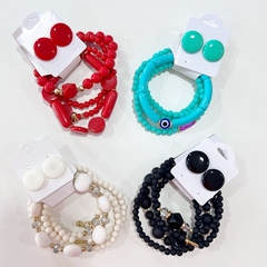 Kit 1 Mix pulseiras miçangas + 1 botão resina 2cm - Império Pink