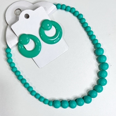 KIT - 1 colar bola + 1 argola resina sortidos na internet