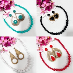 KIT - 1 Colar Bola resina + 1 Brinco MDF sortidos