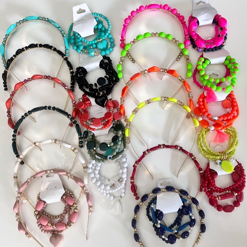 Kit 1 Tiara Luxo + Mix pulseiras miçangas