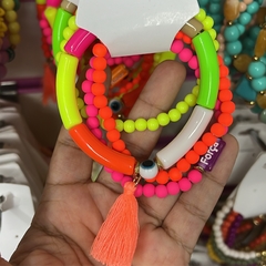 Kit C/ 6 Mix pulseiras miçangas sortidas - comprar online