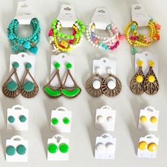 Imagem do 12 Kits - 1 Mix pulseiras + 3 brincos