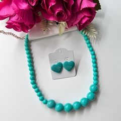 5 KITS - 1 colar bola + 1 brinco coração resina - Império Pink