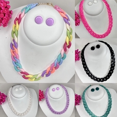 Kit 1 colar Elo corrente e 1 brinco botão resina 1cm