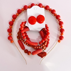 Imagem do kit 1 mix pulseiras, 1 botão maior, 1 tiara Luxo