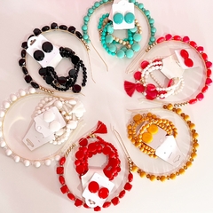 kit 1 mix pulseiras, 1 botão maior, 1 tiara Luxo