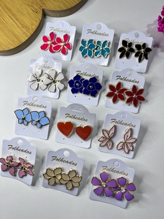 Brincos esmaltados resinados folheados a outo bijueria feminia sortidos - loja online