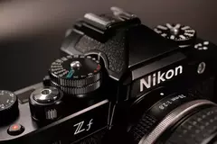 Câmera Nikon ZF Corpo - loja online