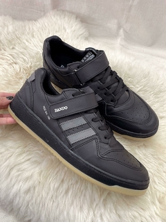 zapatilla EMA NEGRA BANDO