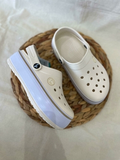 Crocs HARENNA - comprar online