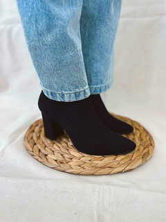 Bota MORA