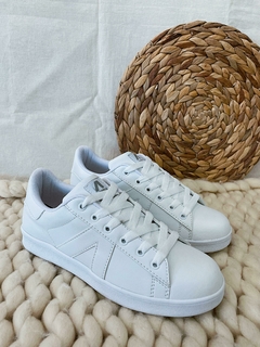 Zapatilla VICTOR WHITE - comprar online