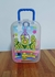 Valija jugando con Plastilina - comprar online