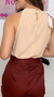 Blusa com decote alto drapeado - Nude na internet