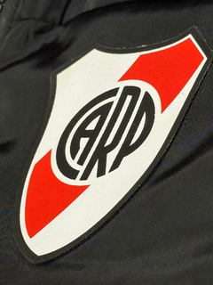 Camperón de River Plate 2025 en internet