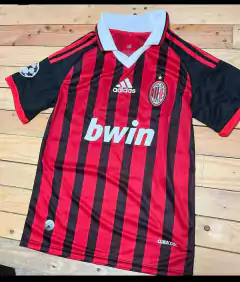 Camiseta Retro de Milan (Ronaldinho) - comprar online