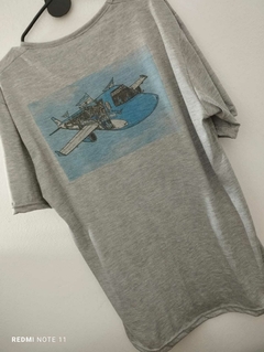 Remera Gris Maradona y el Avion - comprar online