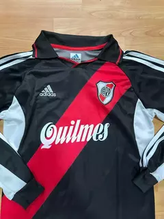 Camiseta Negra de River Plate 2000 Manga Larga en internet