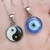 Collares Símbolos Brillan en la Oscuridad - tienda online