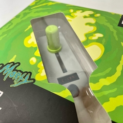 Rick and Morty Llavero Pistola De Portal Abre Sodas en internet